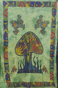 Green Mushroom Tapestry Single