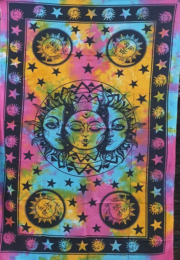 Triple Sun Tapestry Single