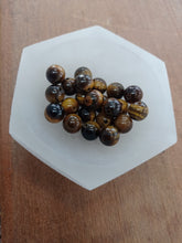 Tigers eye beads